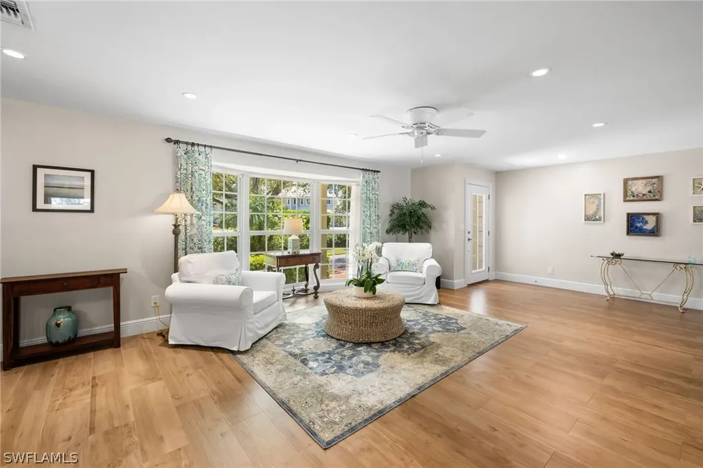 675 Yucca Road Naples FL 34102