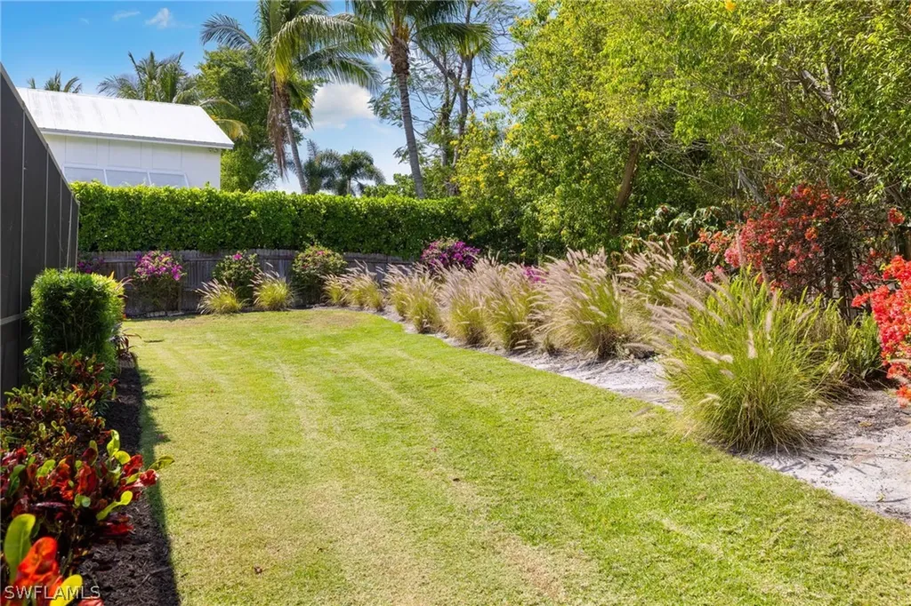 675 Yucca Road Naples FL 34102