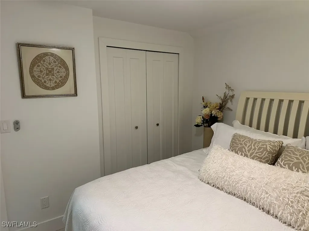 635 12th Avenue S Naples FL 34102