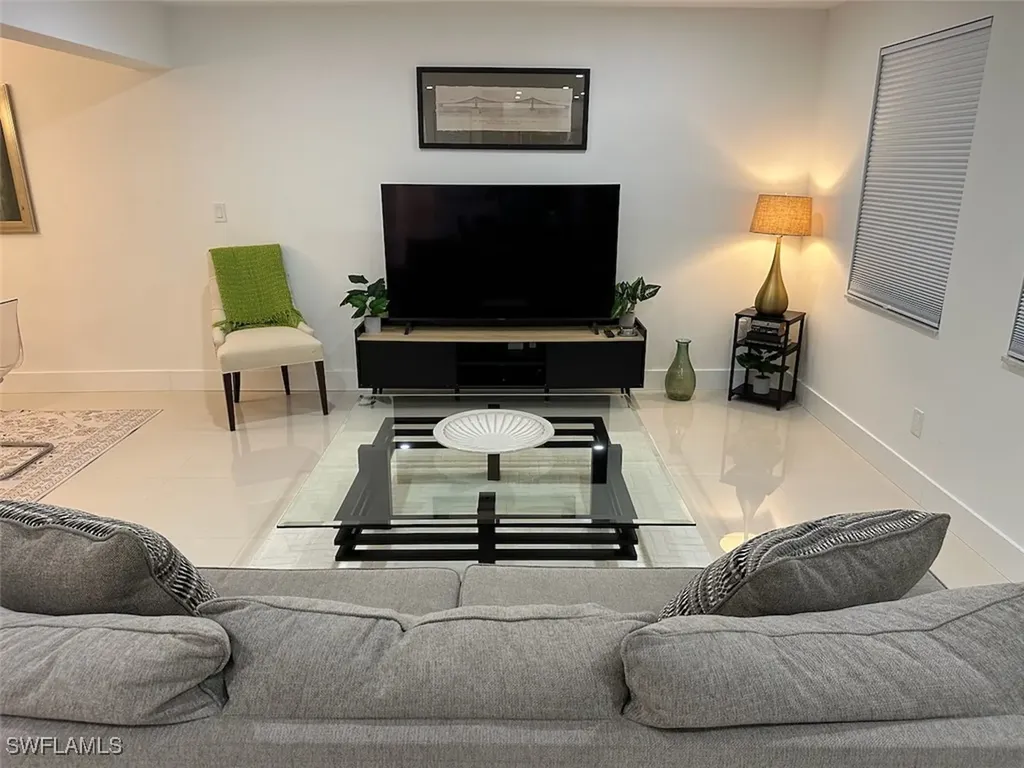 635 12th Avenue S Naples FL 34102