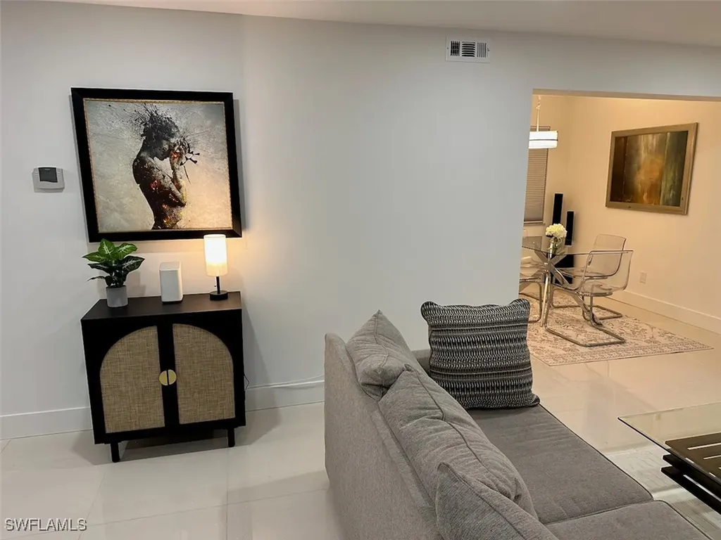 635 12th Avenue S Naples FL 34102