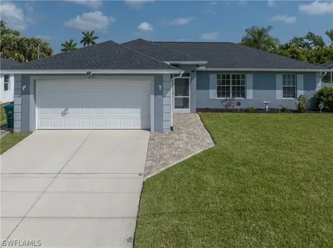 635 NW 2nd Lane Cape Coral FL 33993