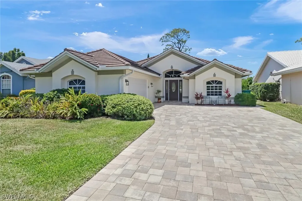 792 Belville Boulevard Naples FL 34104