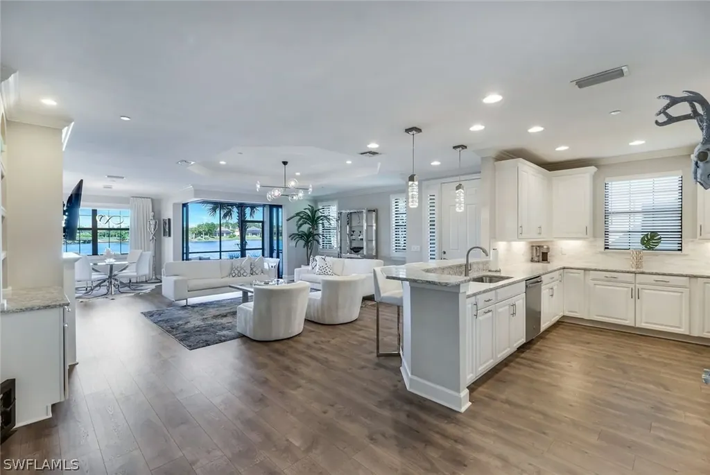 9646 Montelanico Loop Naples FL 34119