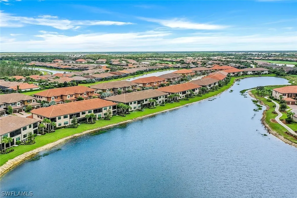 9646 Montelanico Loop Naples FL 34119