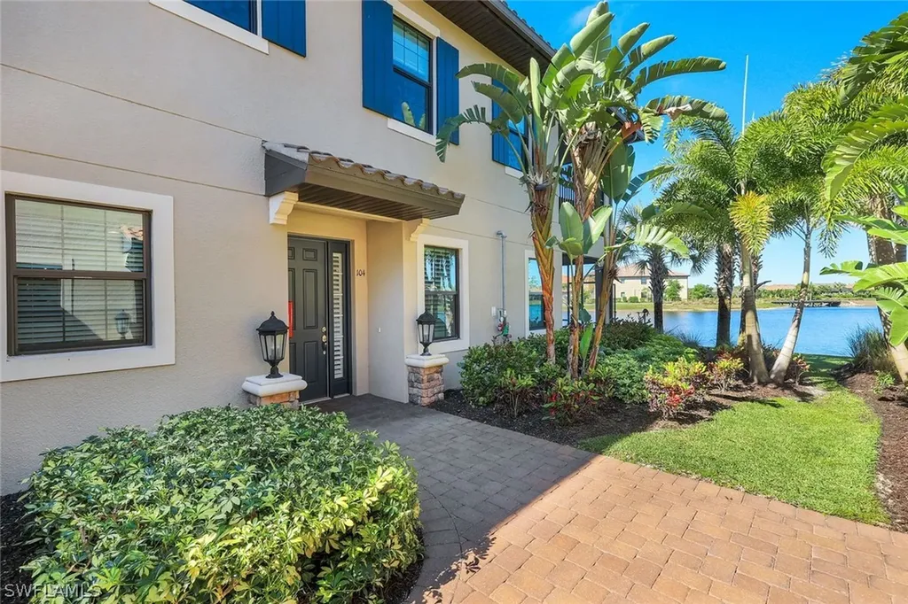 9646 Montelanico Loop Naples FL 34119