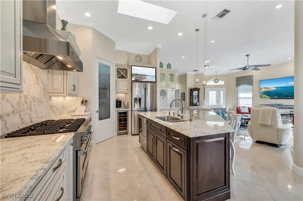 5945 Ashford Lane Naples FL 34110