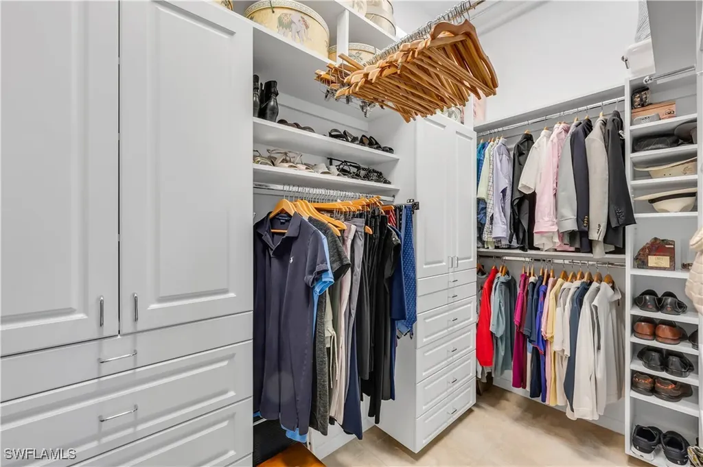 5945 Ashford Lane Naples FL 34110