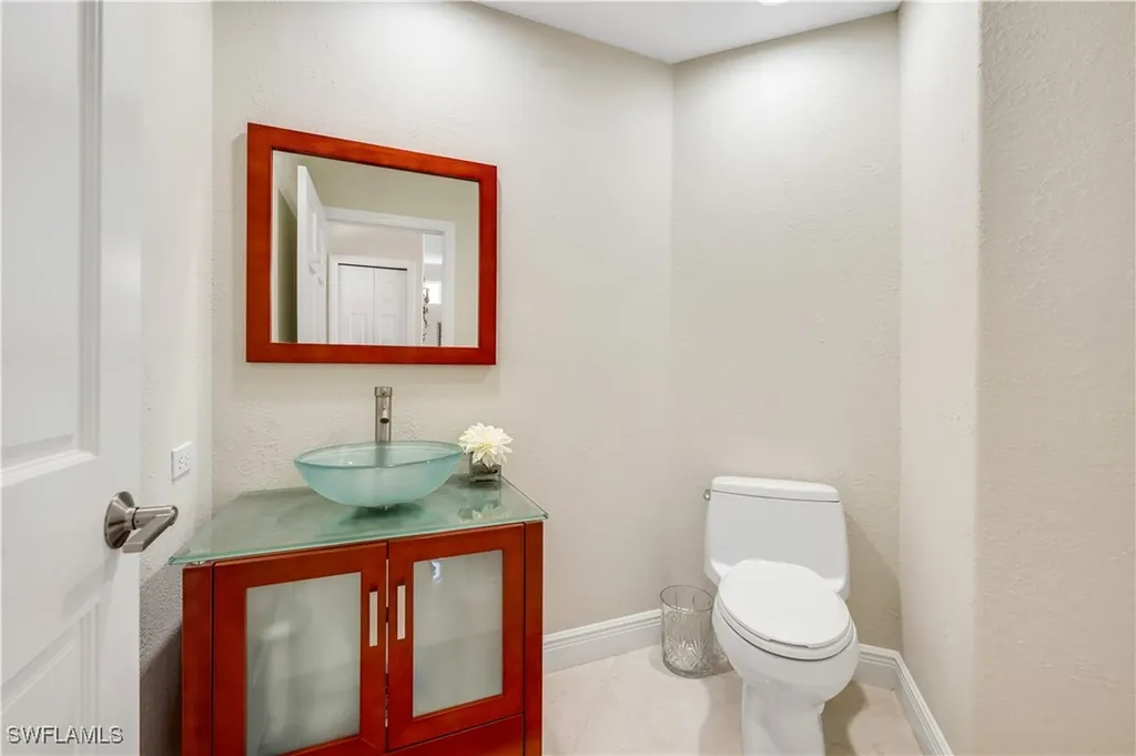5945 Ashford Lane Naples FL 34110