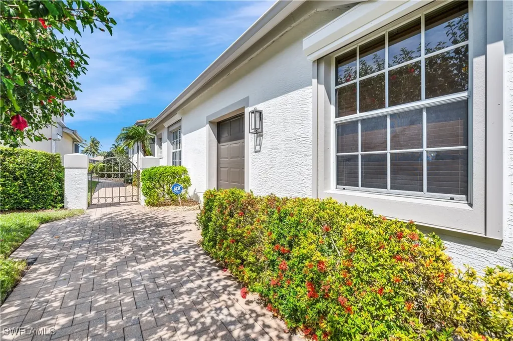 5945 Ashford Lane Naples FL 34110