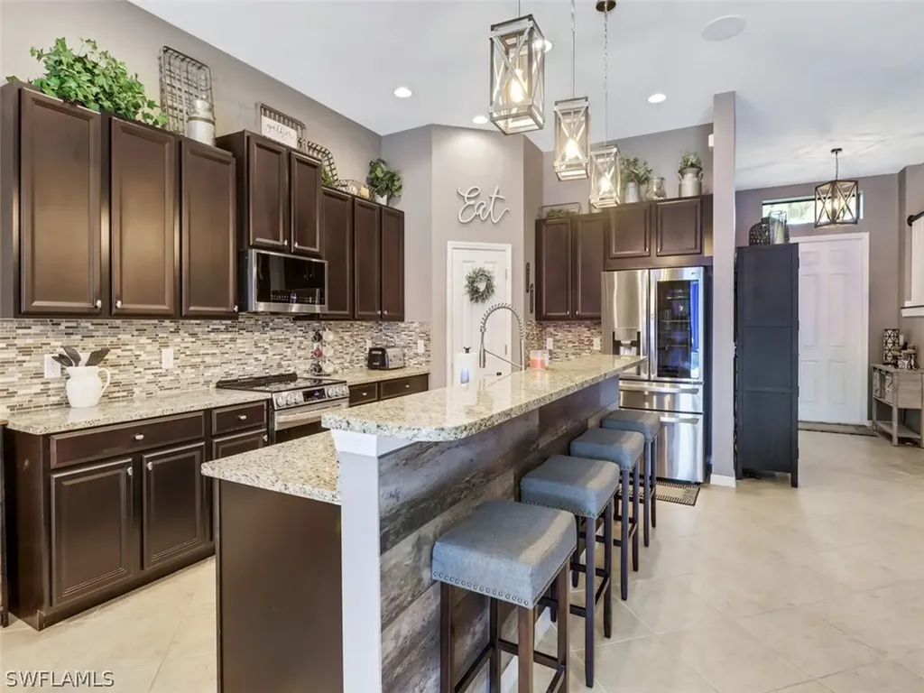 7758 Bucks Run Drive Naples FL 34120