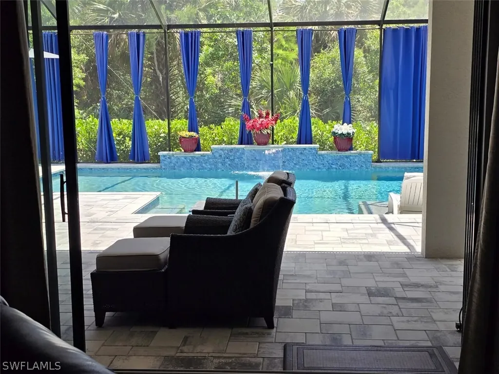7758 Bucks Run Drive Naples FL 34120