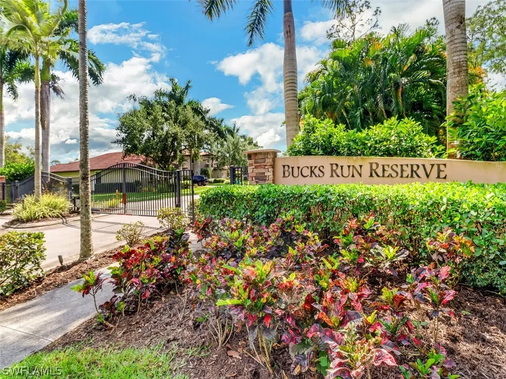 7758 Bucks Run Drive Naples FL 34120