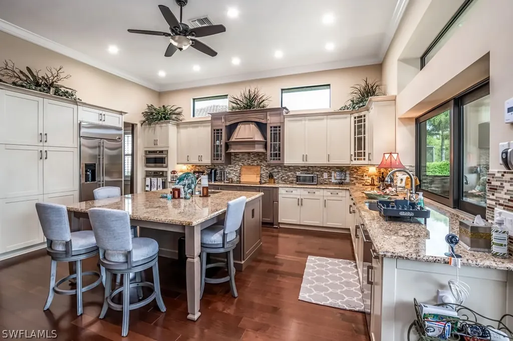 12486 Lockford Lane Naples FL 34120