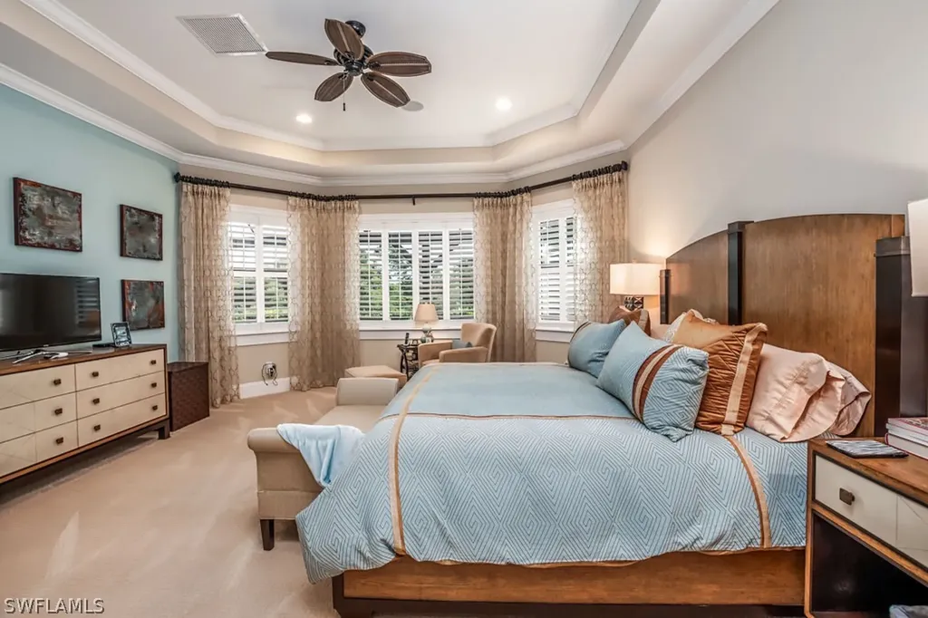 12486 Lockford Lane Naples FL 34120