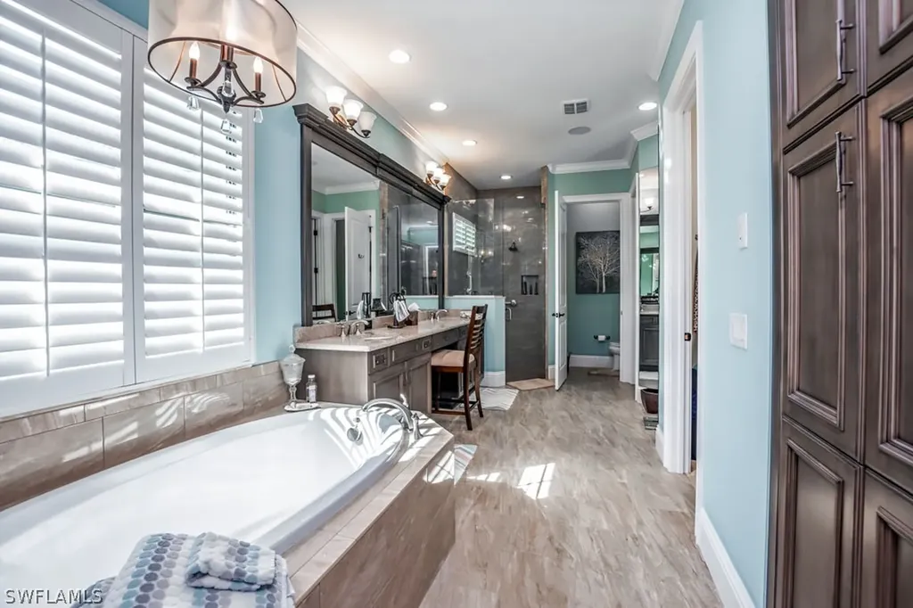 12486 Lockford Lane Naples FL 34120