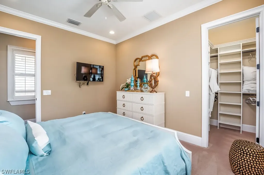 12486 Lockford Lane Naples FL 34120