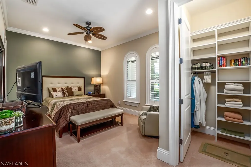 12486 Lockford Lane Naples FL 34120