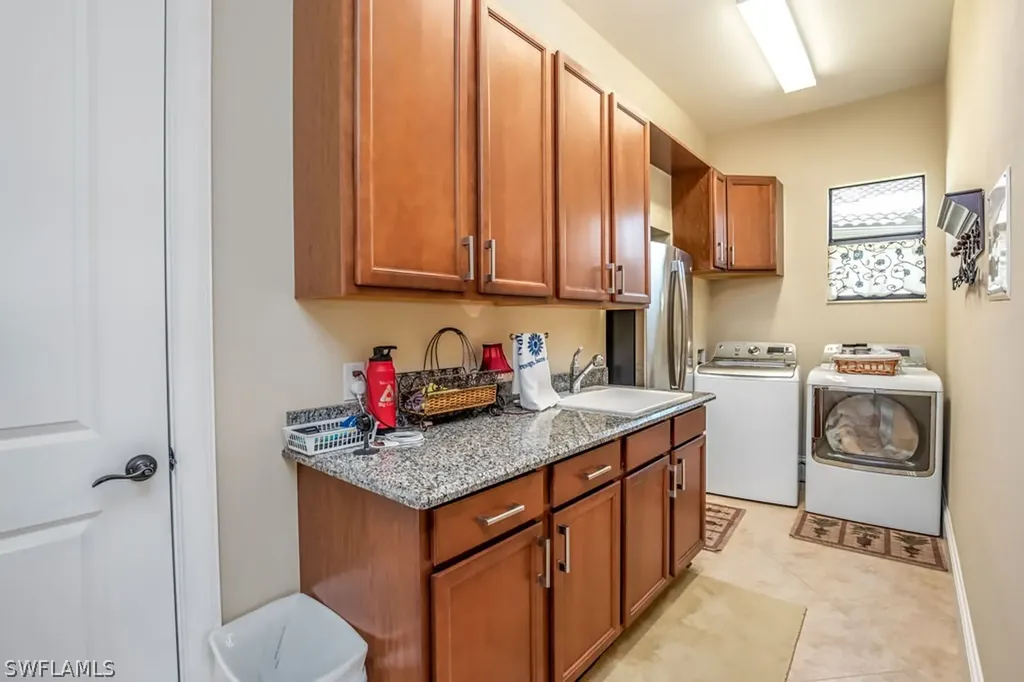 12486 Lockford Lane Naples FL 34120