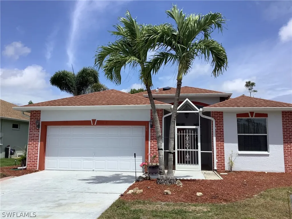 176 Stanhope Circle Naples FL 34104