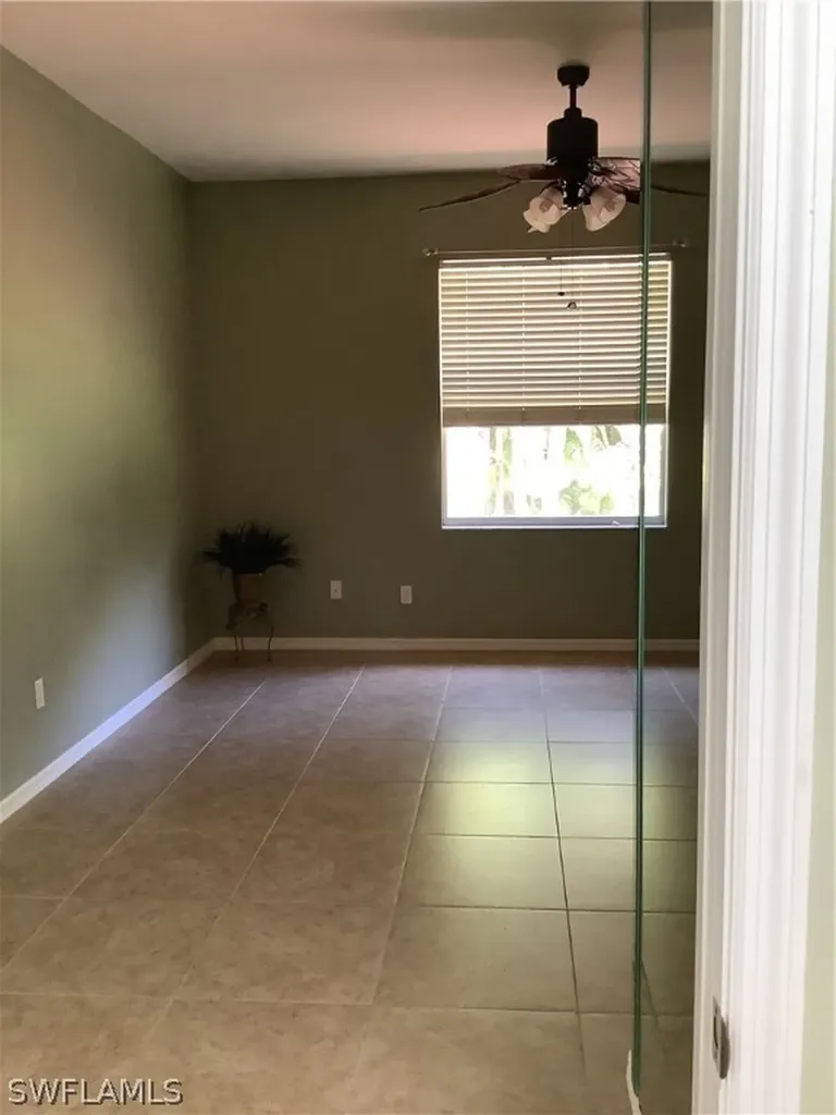 176 Stanhope Circle Naples FL 34104