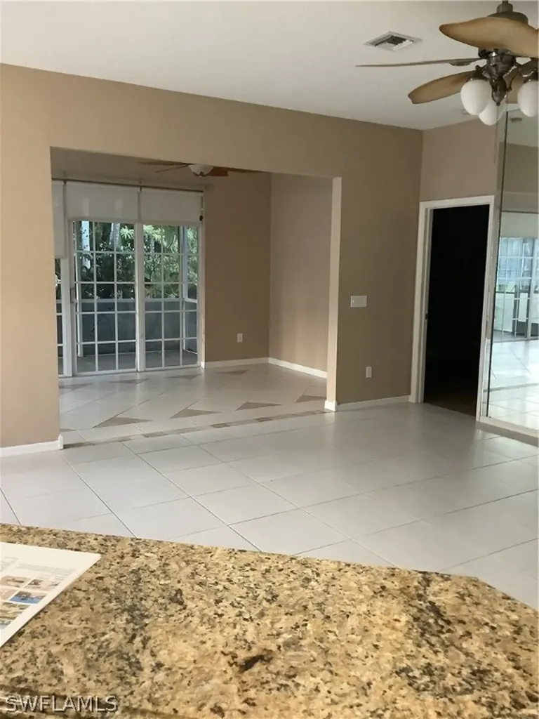 176 Stanhope Circle Naples FL 34104