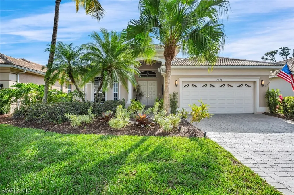 Naples FL, 4824 Cerromar Drive