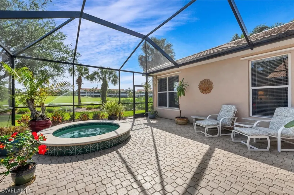 4824 Cerromar Drive Naples FL 34112