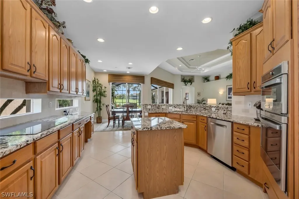 4824 Cerromar Drive Naples FL 34112