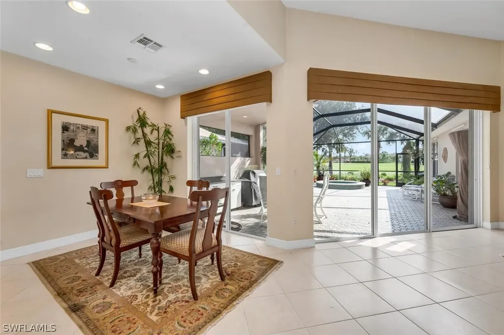 4824 Cerromar Drive Naples FL 34112