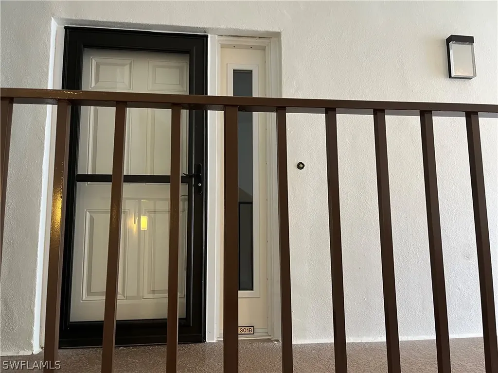 961 Swallow Avenue Marco Island FL 34145
