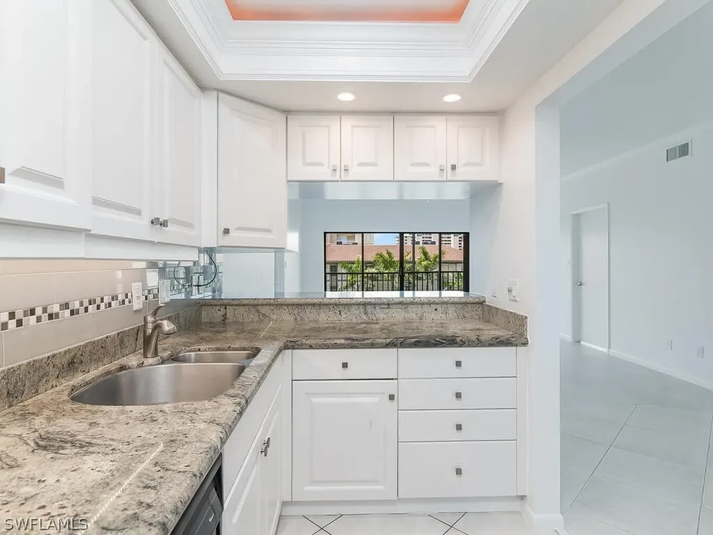 961 Swallow Avenue Marco Island FL 34145