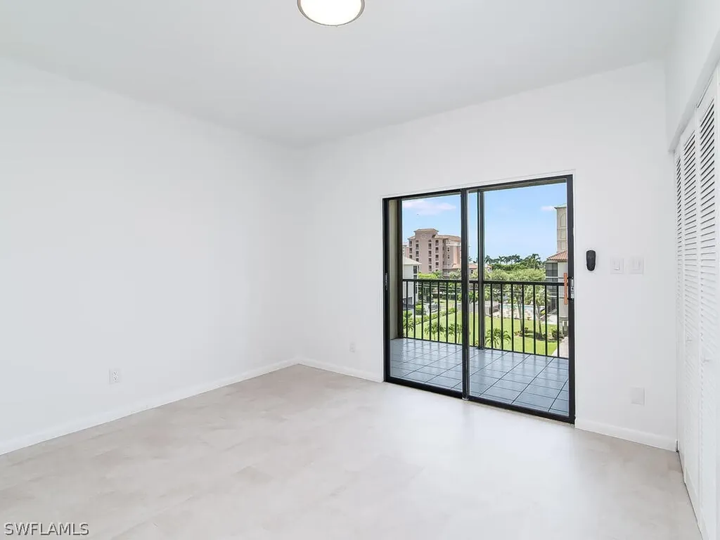 961 Swallow Avenue Marco Island FL 34145