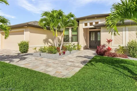 2587 SW 28th Terrace Cape Coral FL 33914