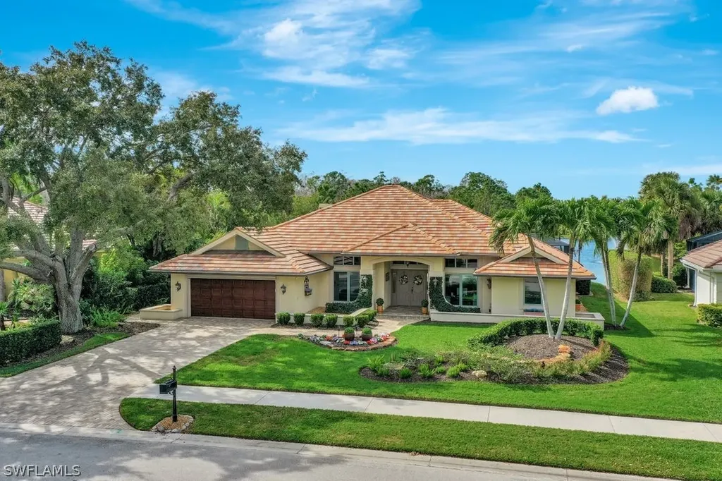 6785 Mill Run Circle Naples FL 34109