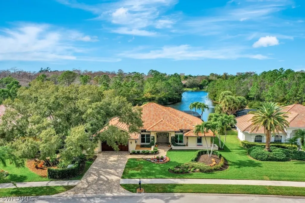 6785 Mill Run Circle Naples FL 34109