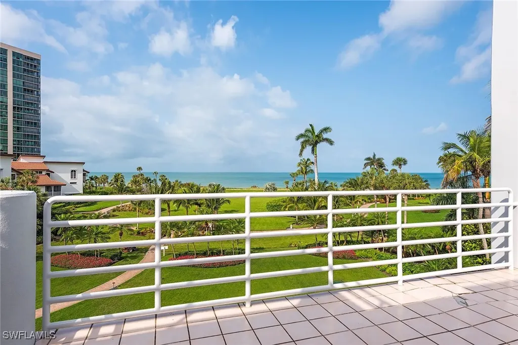 4751 Gulf Shore Boulevard N Naples FL 34103