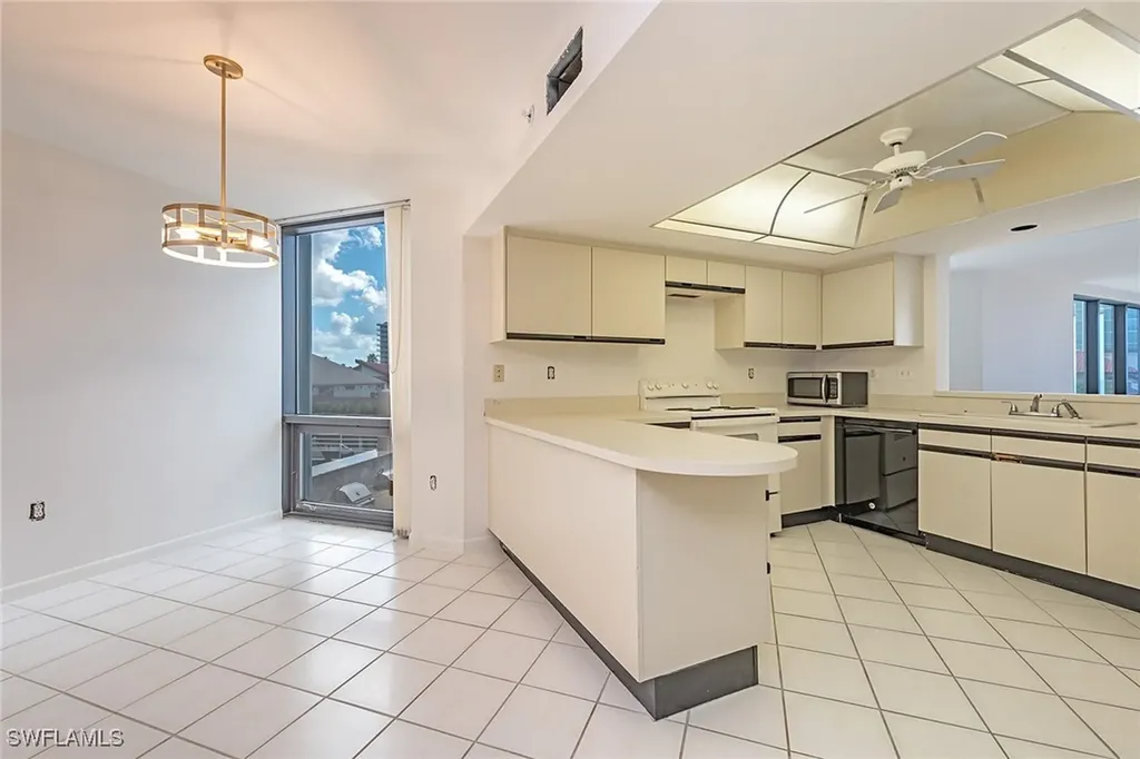 4751 Gulf Shore Boulevard N Naples FL 34103