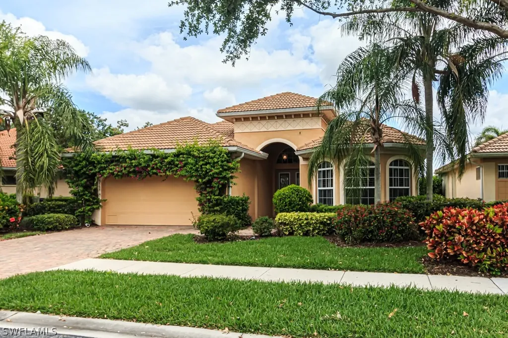 6762 Bent Grass Drive Naples FL 34113