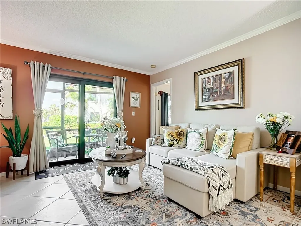 4245 27th Court SW Naples FL 34116
