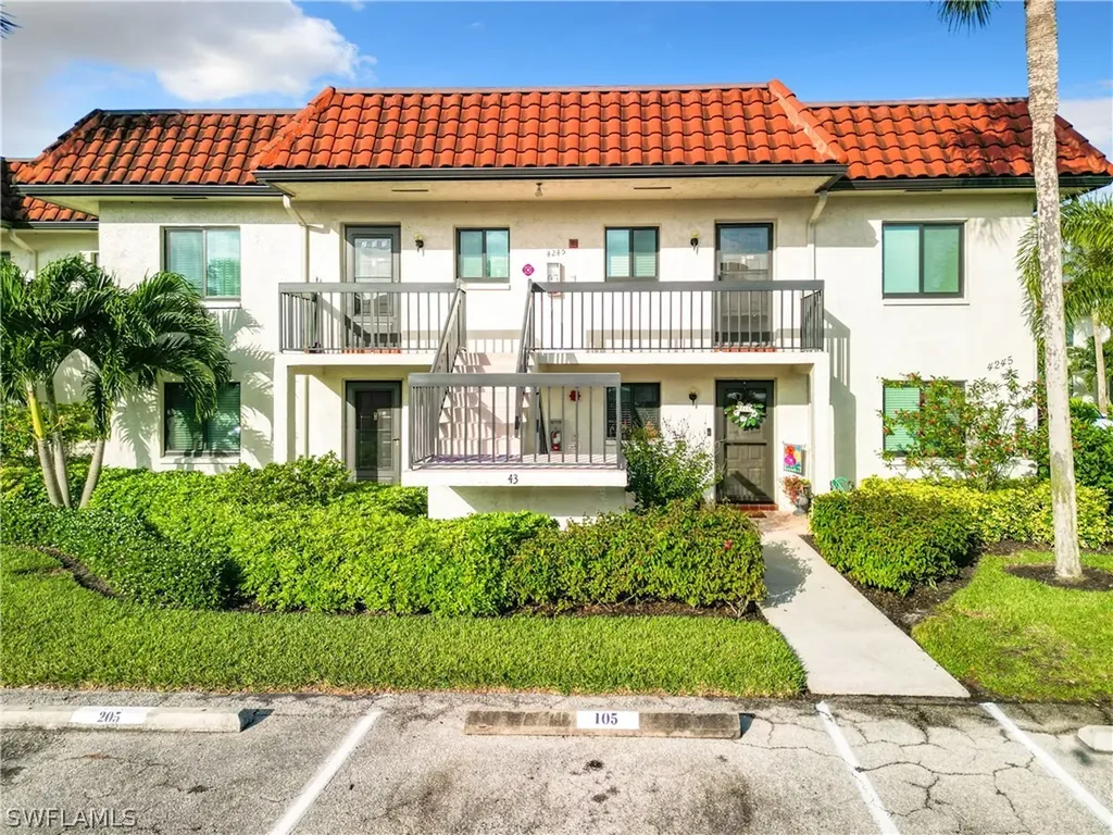4245 27th Court SW Naples FL 34116