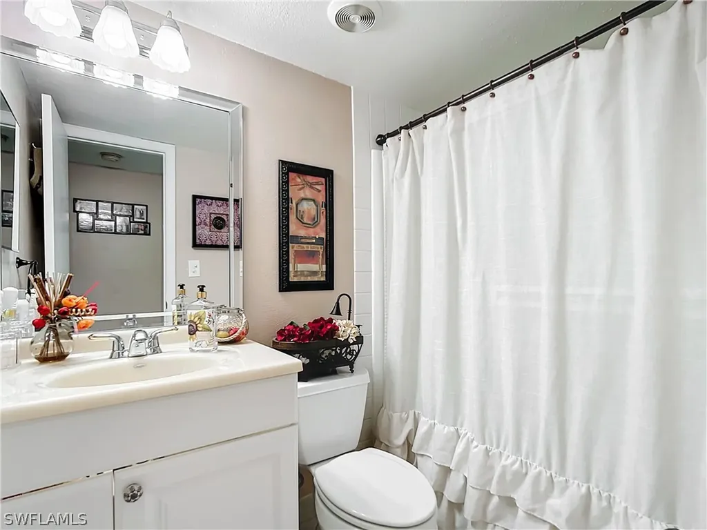 4245 27th Court SW Naples FL 34116