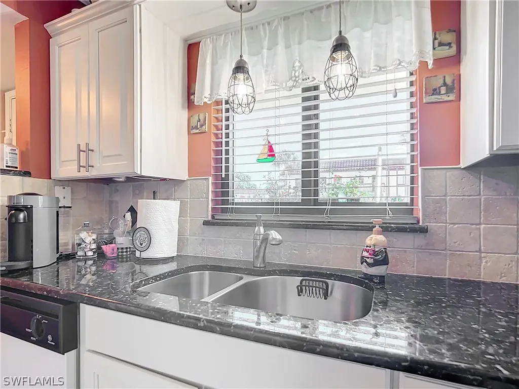 4245 27th Court SW Naples FL 34116