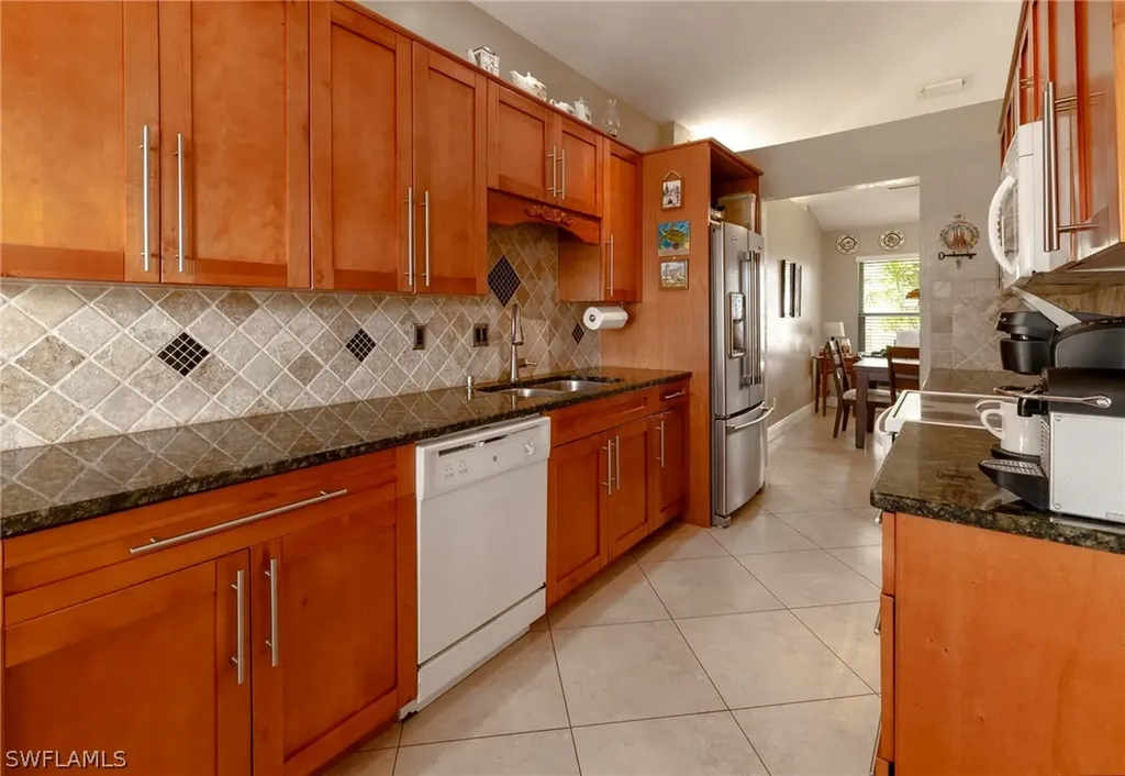 524 SW 27th Terrace Cape Coral FL 33914