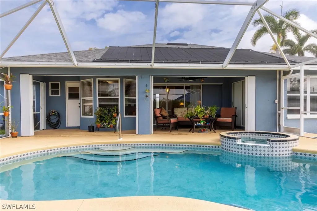 524 SW 27th Terrace Cape Coral FL 33914