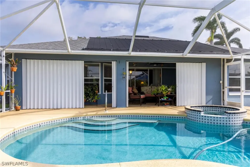 524 SW 27th Terrace Cape Coral FL 33914