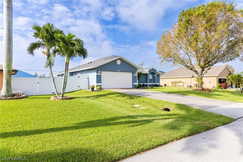 524 SW 27th Terrace Cape Coral FL 33914