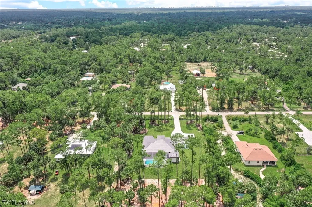 662 9th Street SW Naples FL 34117