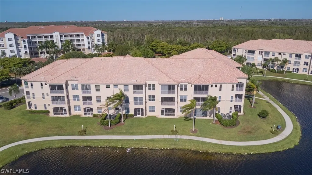 9140 Southmont Cove Fort Myers FL 33908