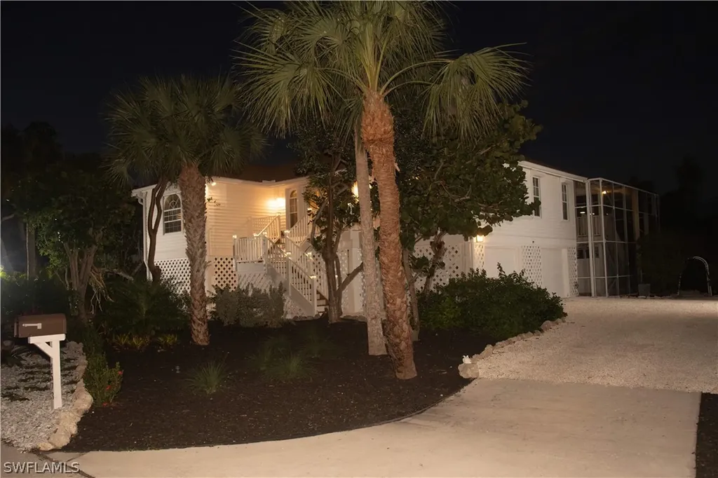 4573 Bowen Bayou Road Sanibel FL 33957